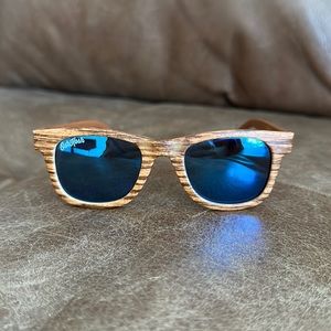 Oshkosh sunglasses - never worn